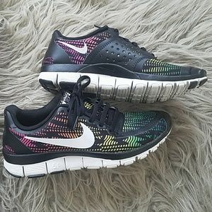 NIKE Free 5.0 Sneakers